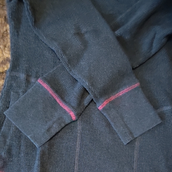 Eddie Bauer Dark Gray and Magenta, Ladies, Large Hoodie Sweatshirt - Picture 5 of 6